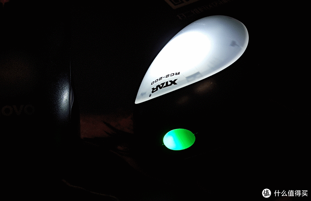 四色照明、足下安全：XTAR RC2-200跑步灯
