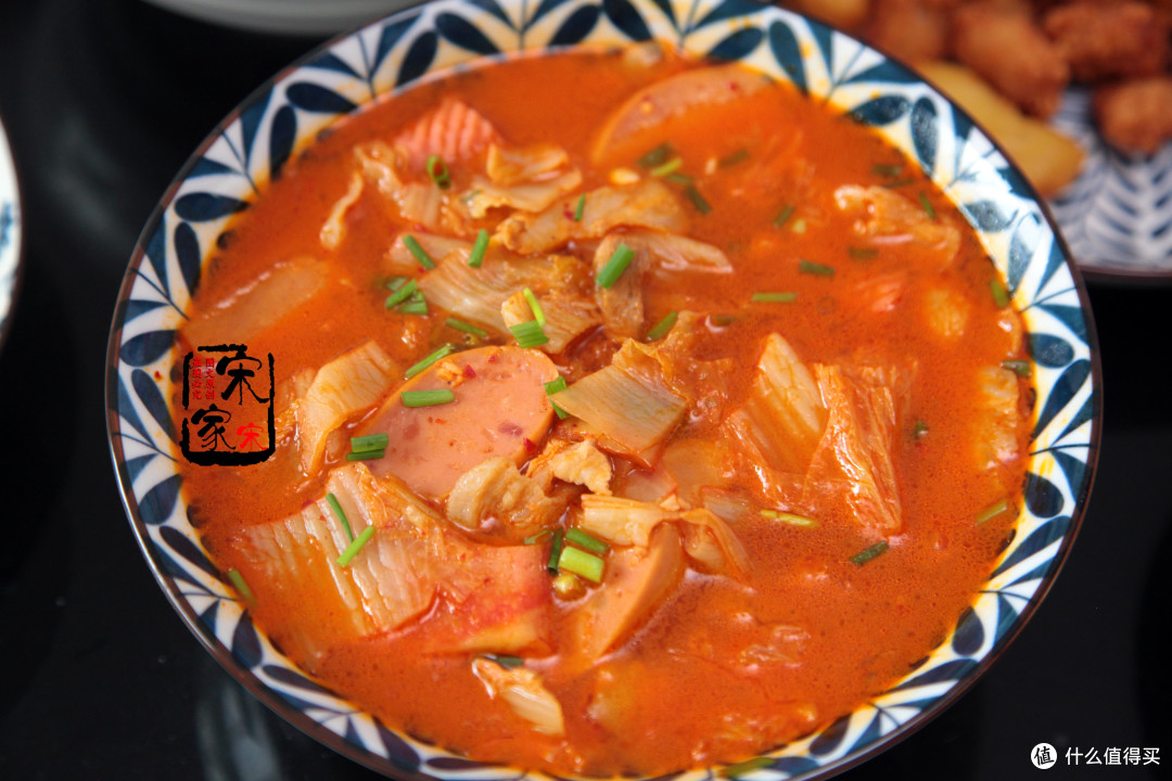 闺蜜来蹭饭,我做3道菜她带2道菜,闺蜜:买的全剩下了,不好吃