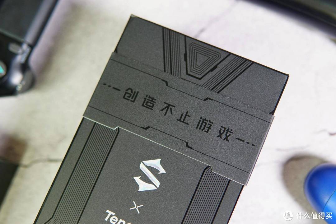 120Hz的丝滑体验:黑鲨3S游戏手机深度评测