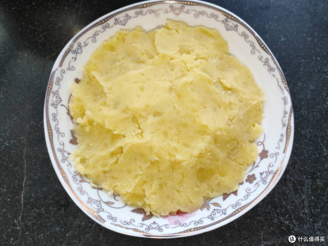 饭店里美味可口的土豆泥,在家也可以愉快的做起来