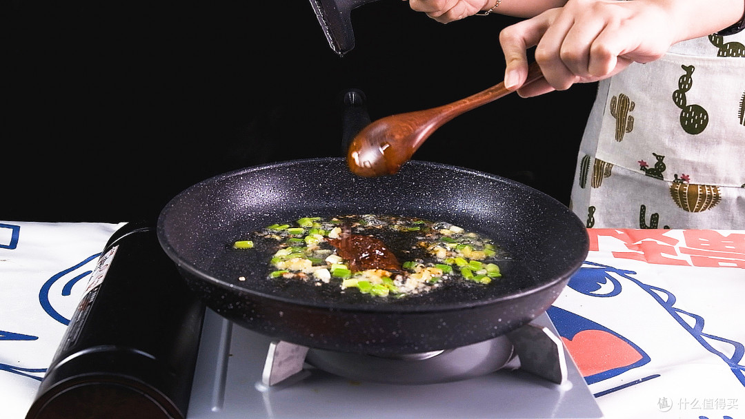家常菜豆干炒木耳