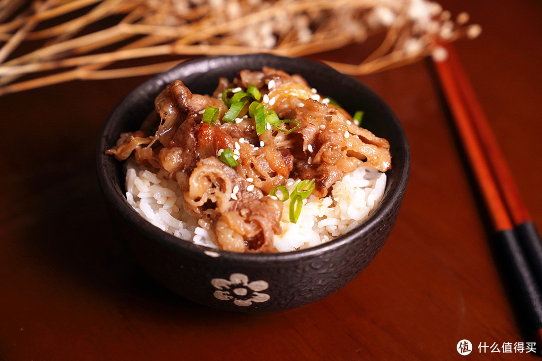 牛丼为何物？花十分钟让你0失败学会一道日本家常料理！