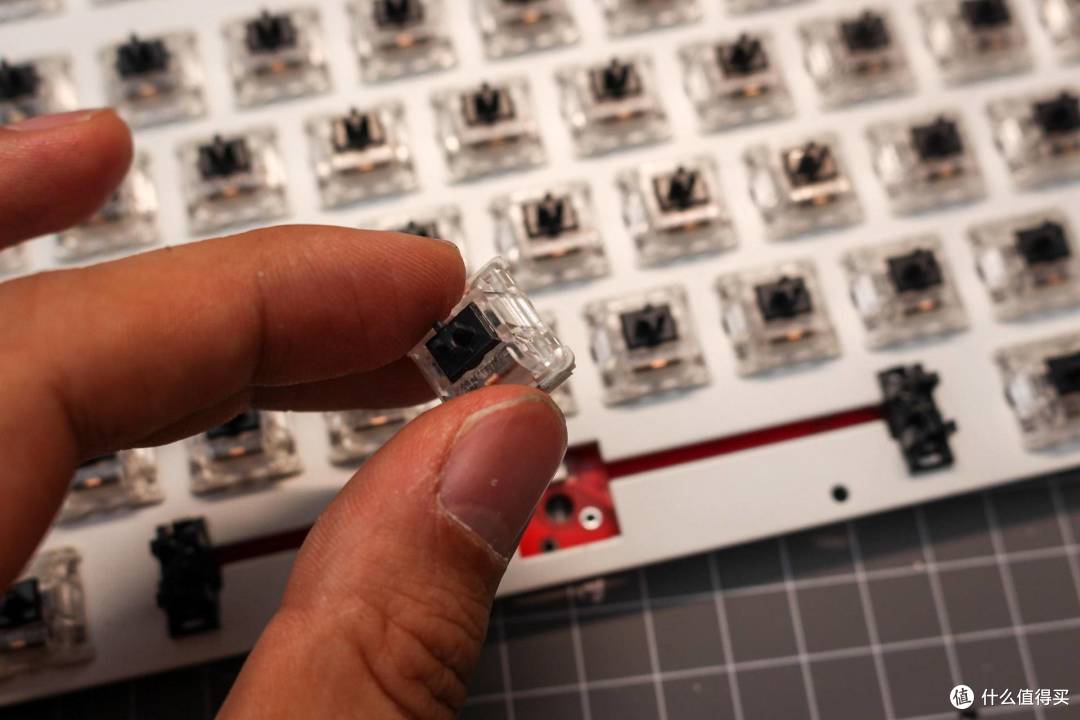动动手,把入门机械键盘调教成你用不起的样子