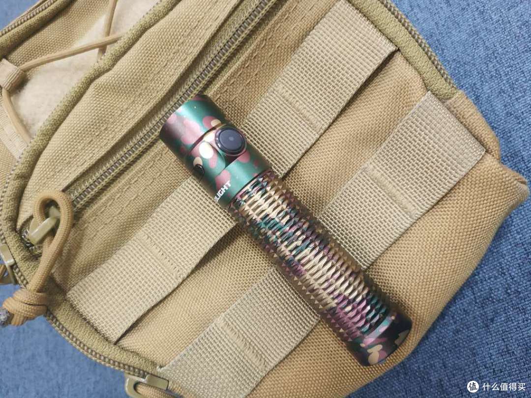 颜值+实力=傲雷WARRIOR MINI手电