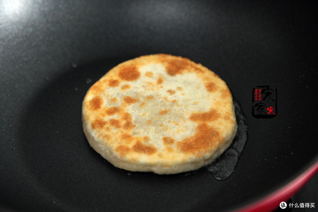 30岁妈妈的拿手肉饼，又软又香，半个小时就搞定，网友：贤惠