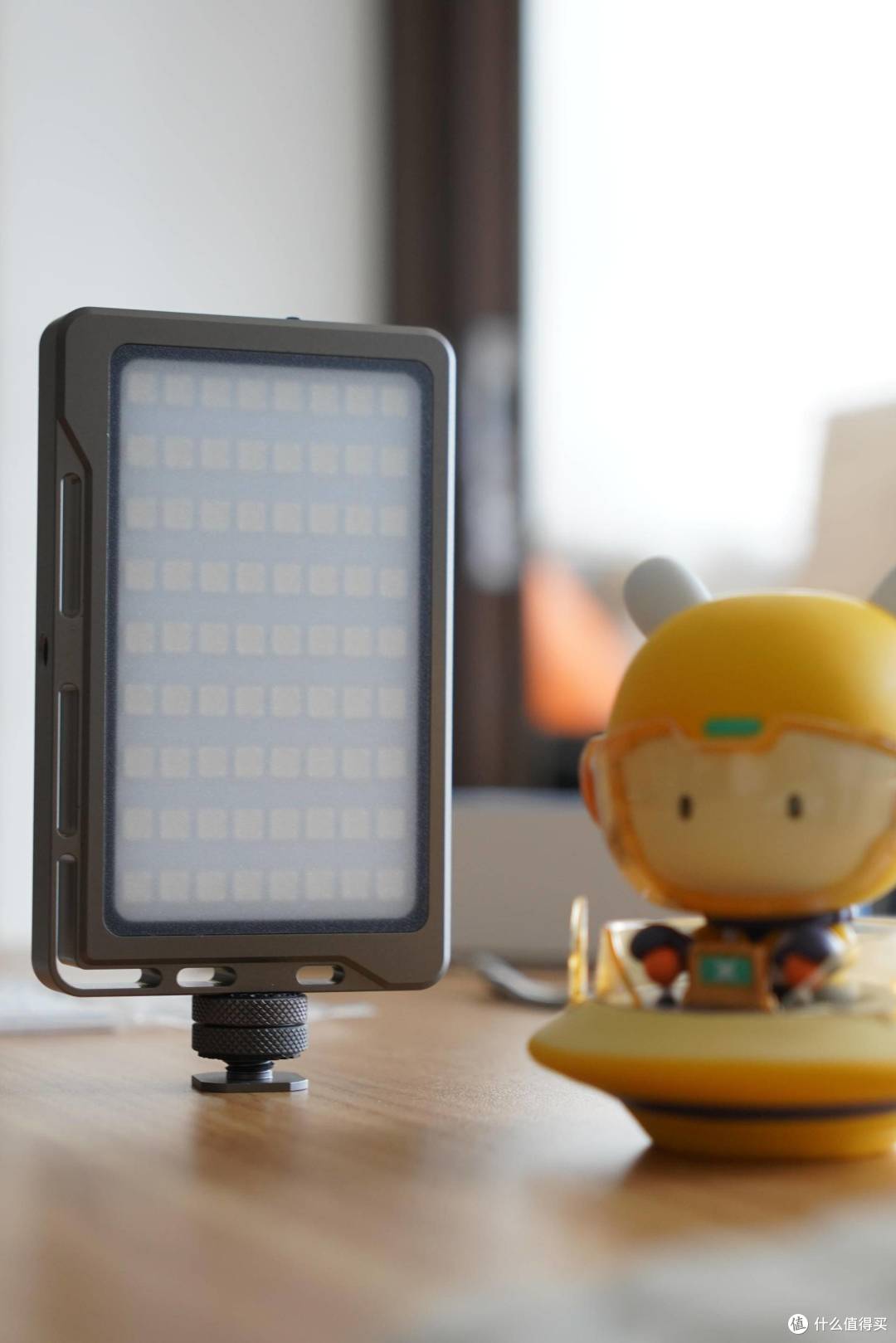 神说要有光，于是有了MAMEN慢门 LED-72R RGB补光灯