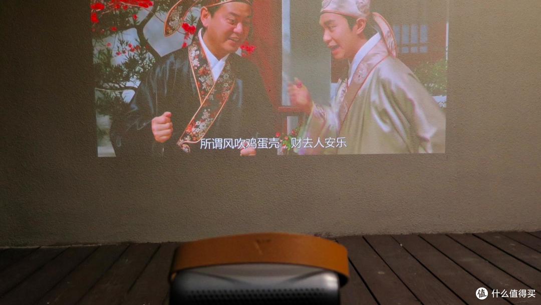 高清影院随身带，峰米Smart投影仪升级版不止是便携