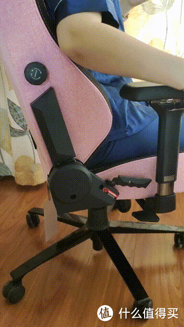 SECRETLAB圣临粉翼D.Va TITAN Softweave™面料电竞椅 体验记