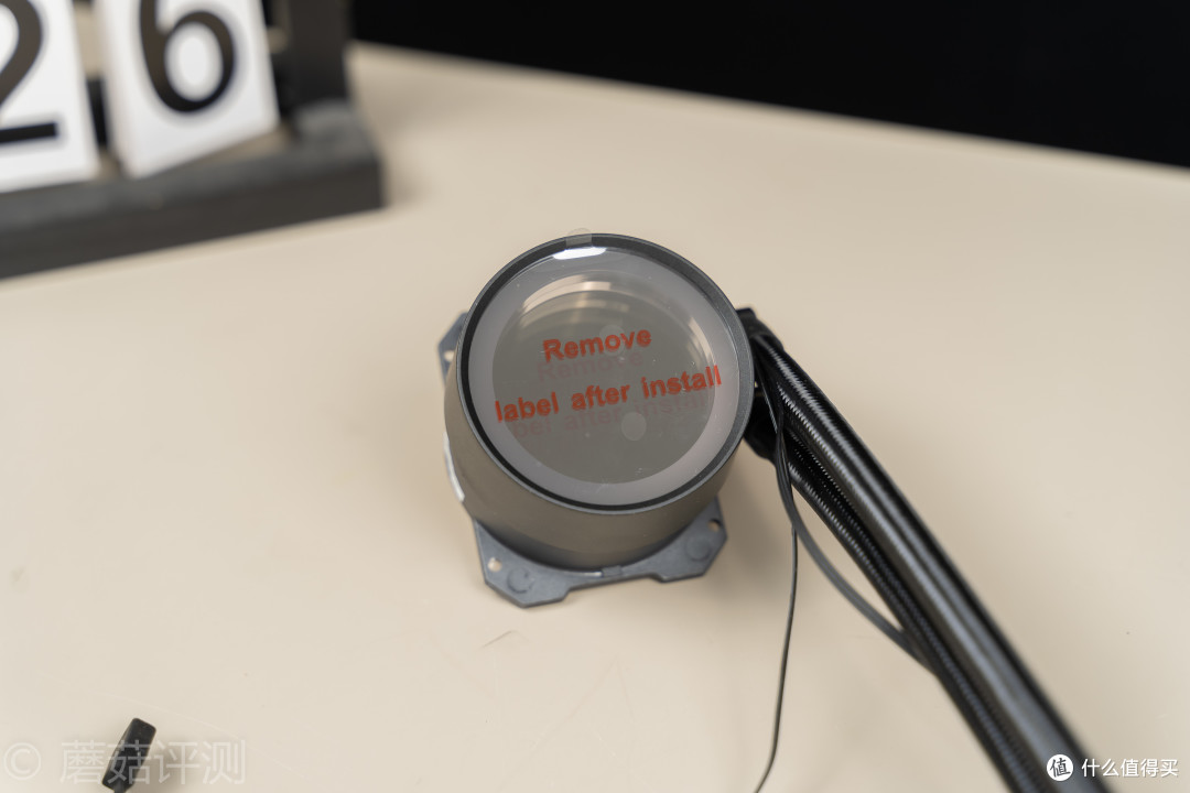 冷头灯效梦幻,散热效能强劲、酷冷至尊(CoolerMaster)海魔360ARGB水冷散热器评测