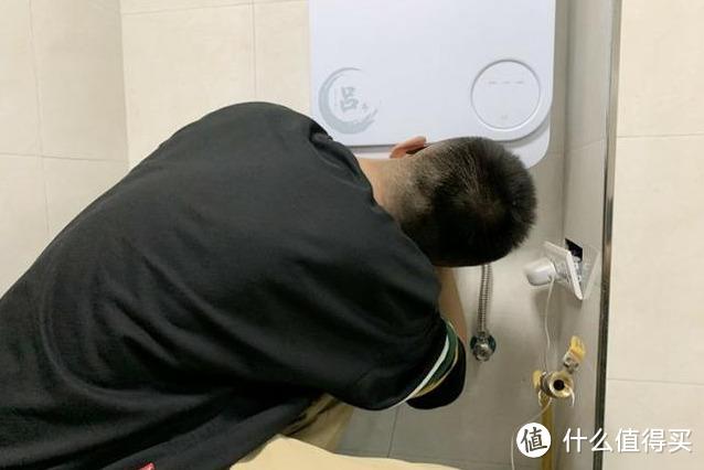 云米零冷水燃气热水器S1 吕布款体验：零冷水，无线互联，增压畅快洗