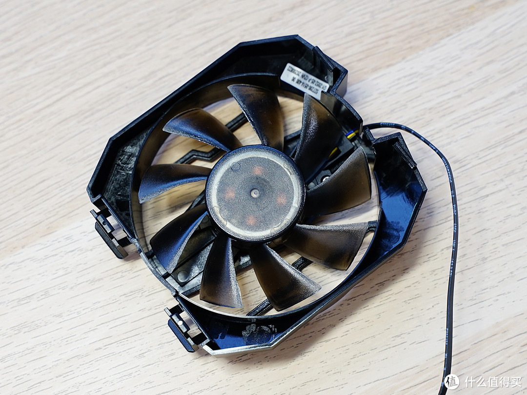 略有束缚的性能巨兽：耕升RTX3090炫光评测分享