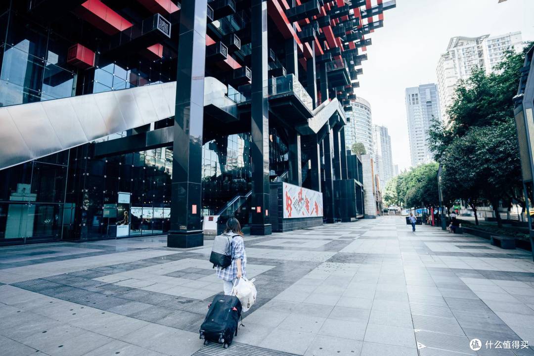 武汉到拉萨,川进青出!自驾游第3天:重庆到成都,体验成都慢生活,吃川菜,掏耳朵,喝盖杯茶!