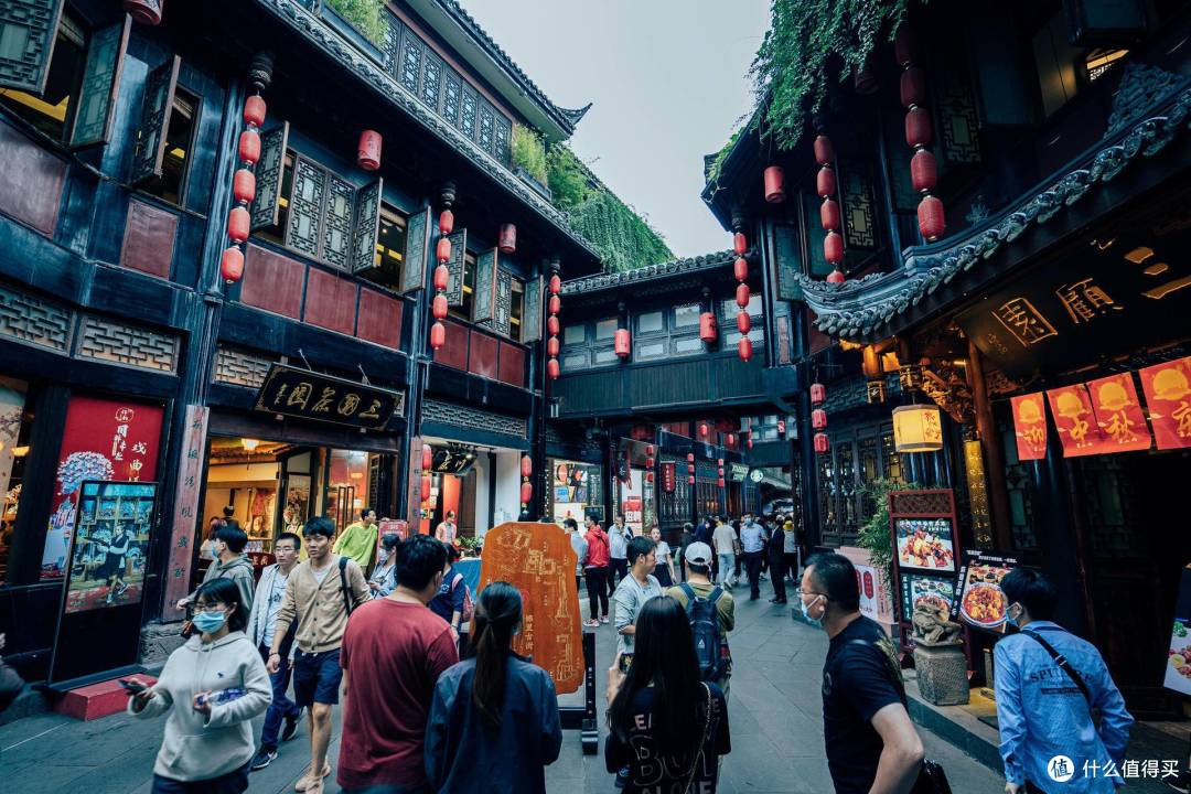武汉到拉萨,川进青出!自驾游第3天:重庆到成都,体验成都慢生活,吃川菜,掏耳朵,喝盖杯茶!