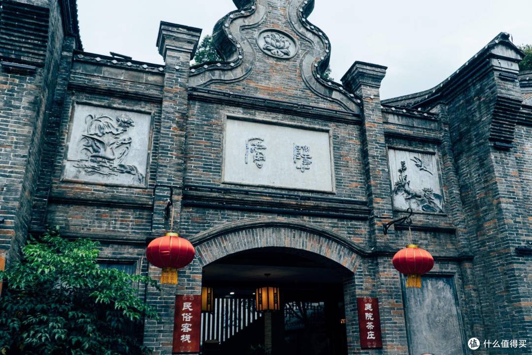 武汉到拉萨,川进青出!自驾游第3天:重庆到成都,体验成都慢生活,吃川菜,掏耳朵,喝盖杯茶!