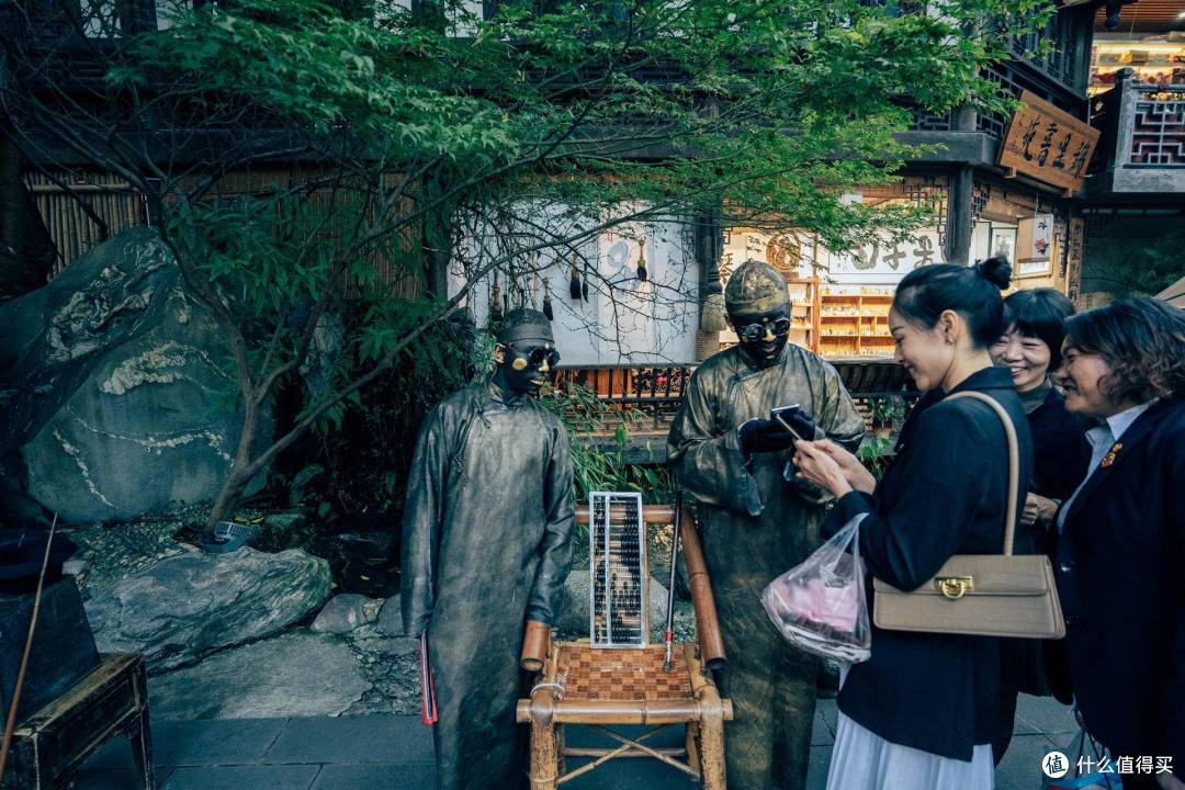 武汉到拉萨,川进青出!自驾游第3天:重庆到成都,体验成都慢生活,吃川菜,掏耳朵,喝盖杯茶!