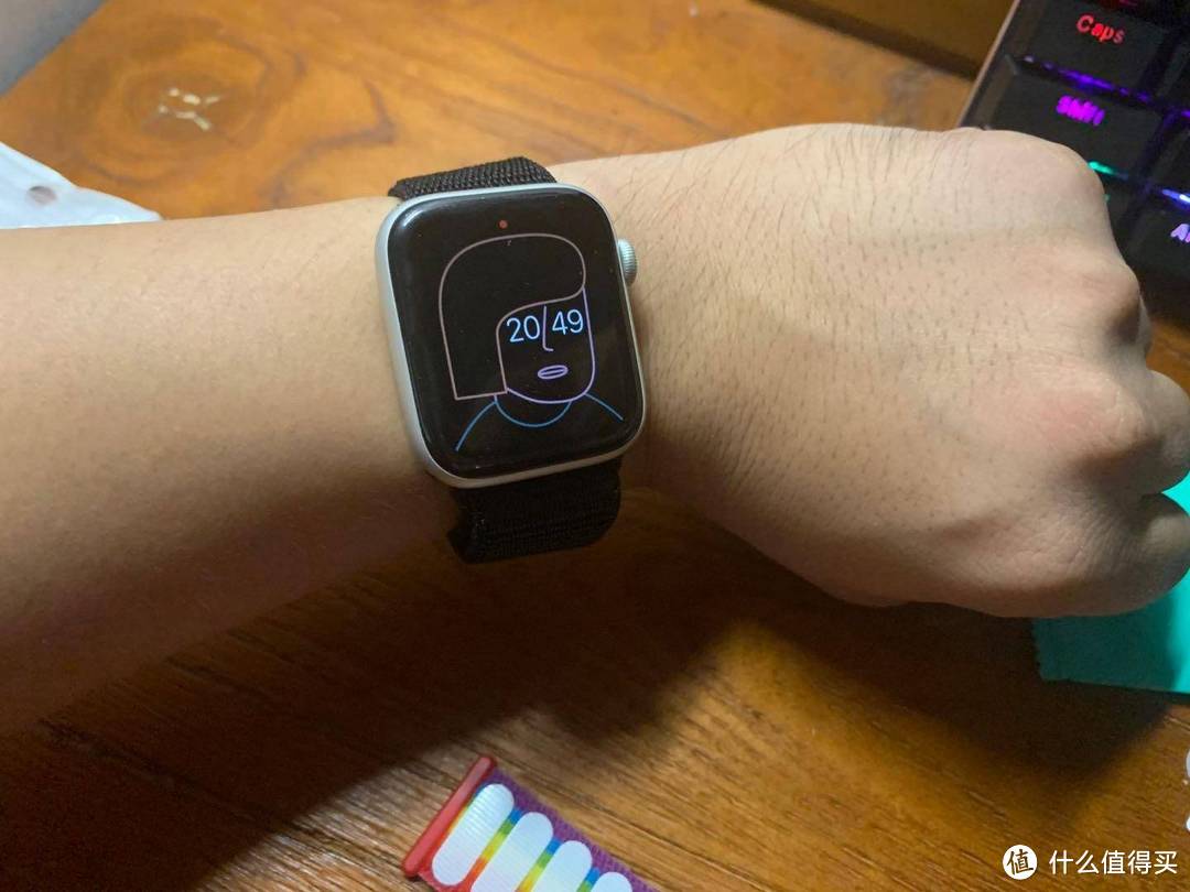 我的apple watch永远缺个表带--仓华苹果手表表带及钢化膜晒单