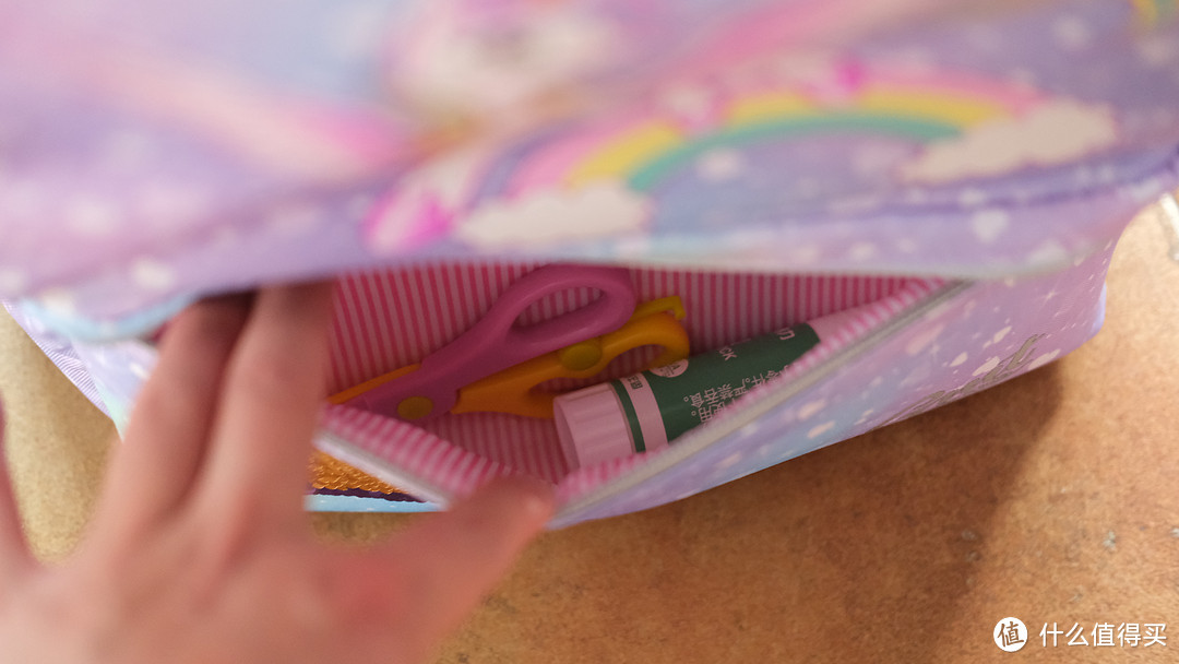 9月开学季，小仙女的书包也要美美哒！GMT for kids轻一代护脊书包——梦幻独角兽款展示