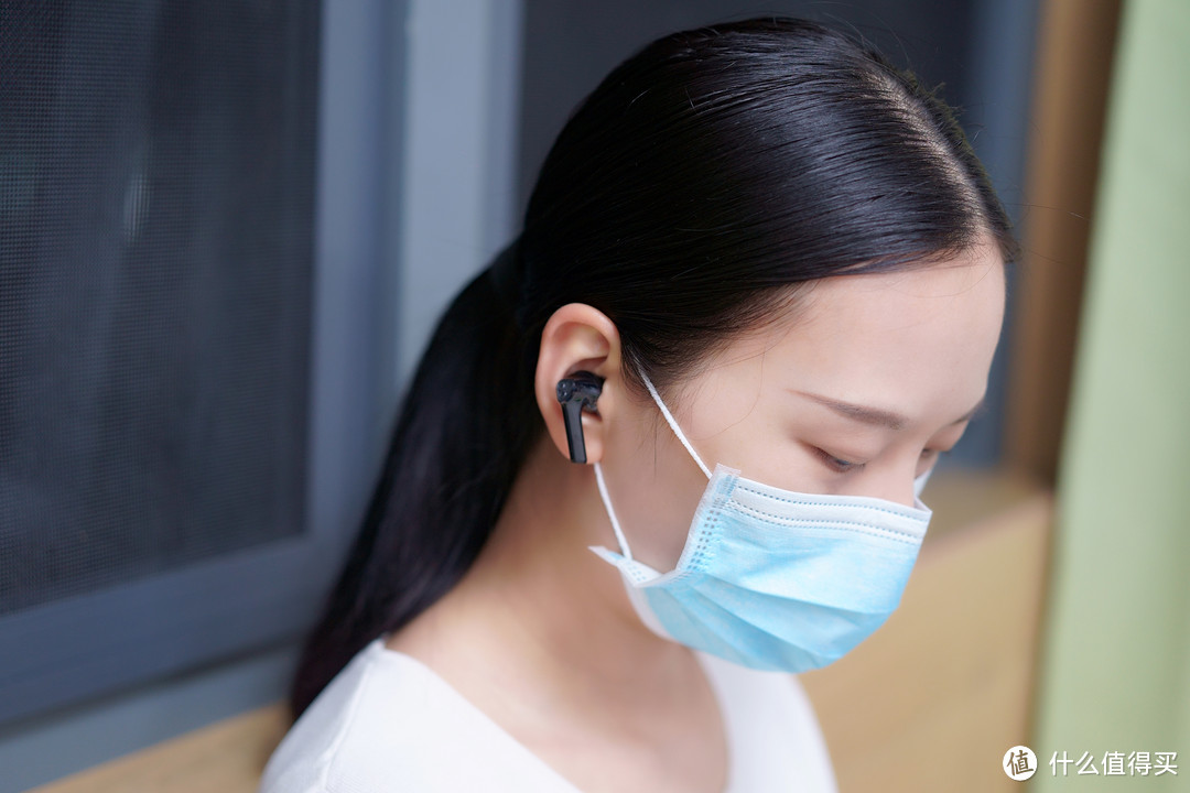 如何让女神轻松吃鸡?请飞智银狐T1来帮忙!