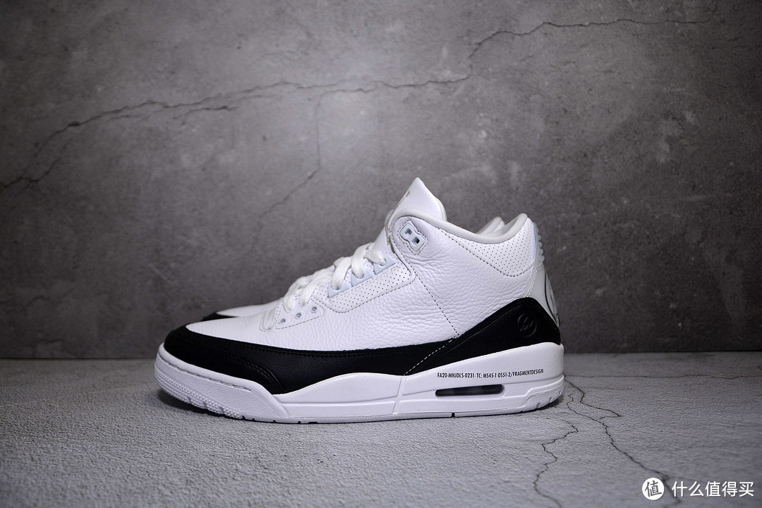 盖中盖章，Fragment Design x Air Jordan 3藤原浩 闪电联名开箱