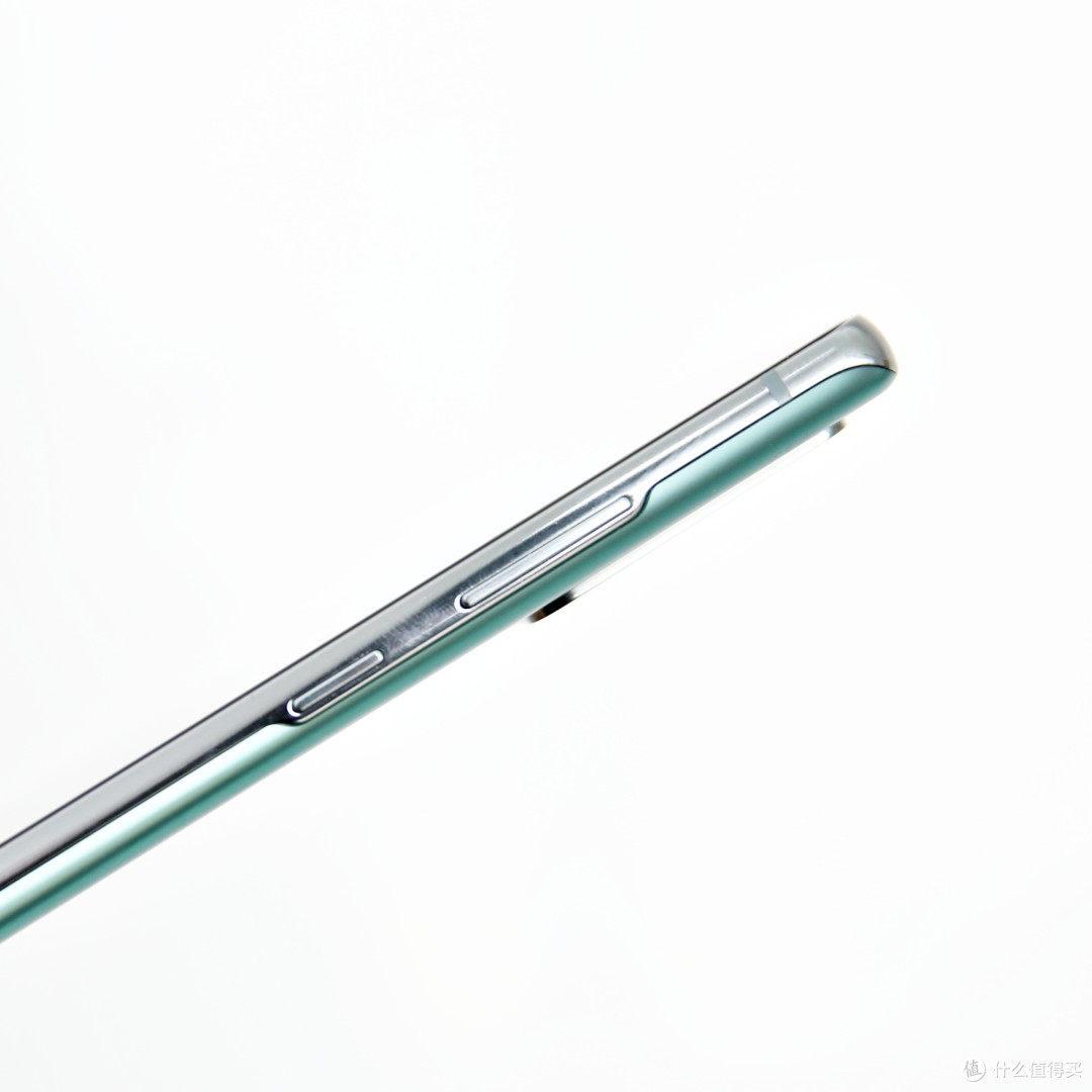 薄荷绿的“中杯”旗舰：三星 Galaxy Note20 初体验