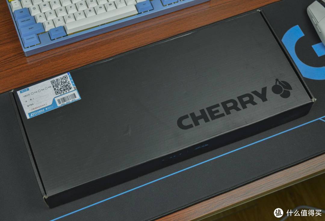 质感稍逊,手感上佳:CHERRY MX 2.0S开箱体验