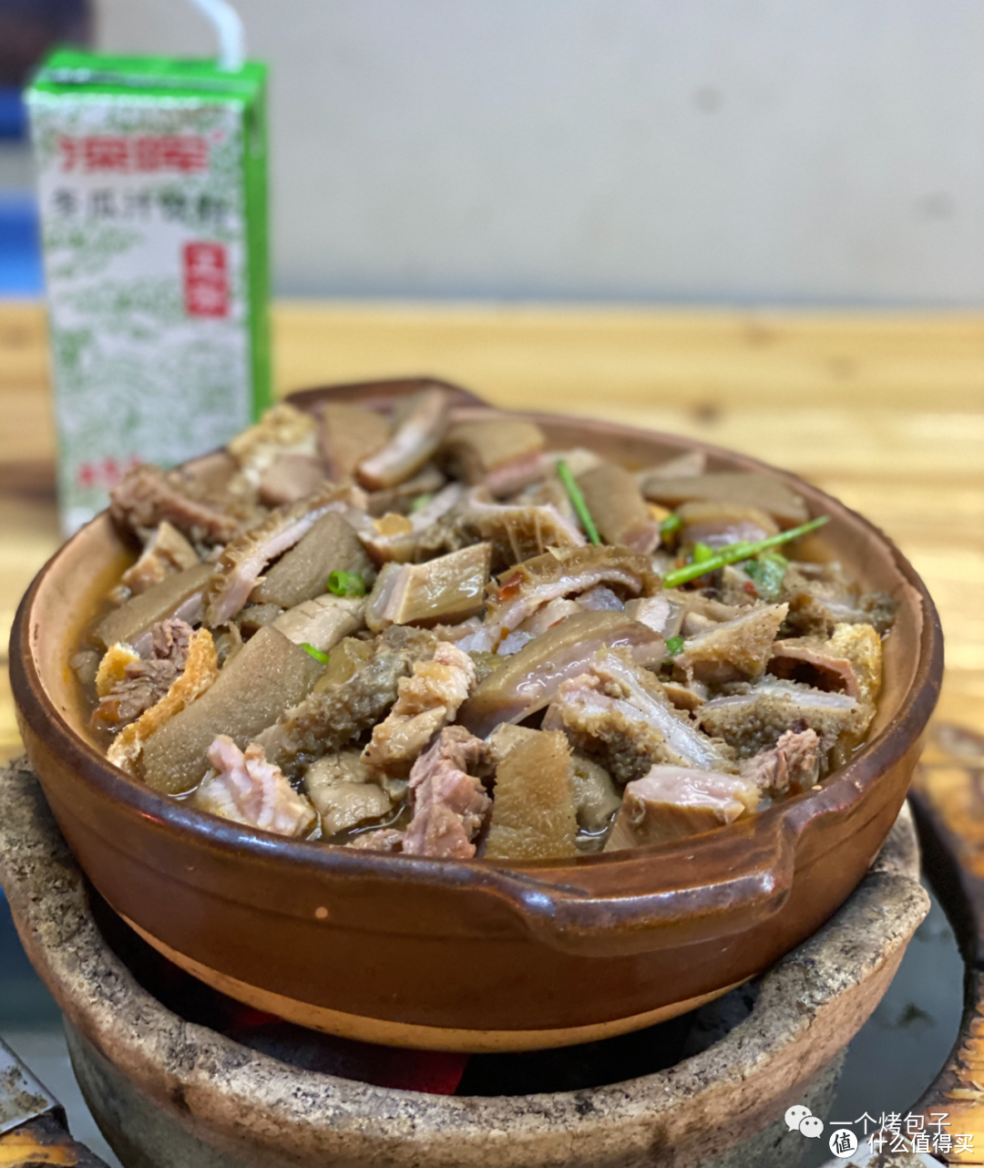 轻食及口味清淡者慎入！包子打卡「炭火炉牛杂煲」