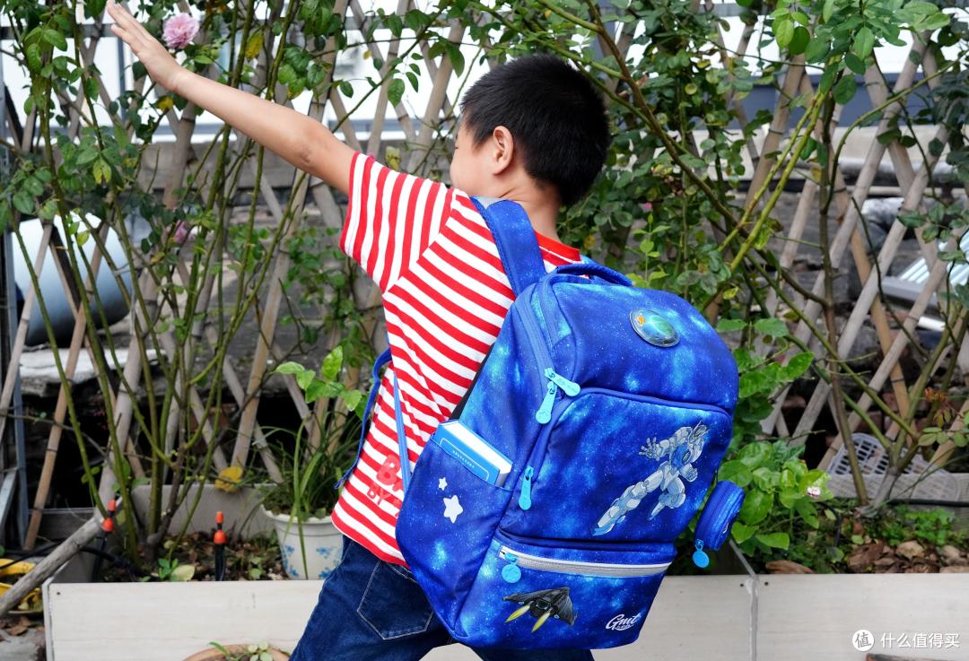 让外甥开心到“飞起”的礼物-GMT for kids挪威轻一代护脊书包简单晒单