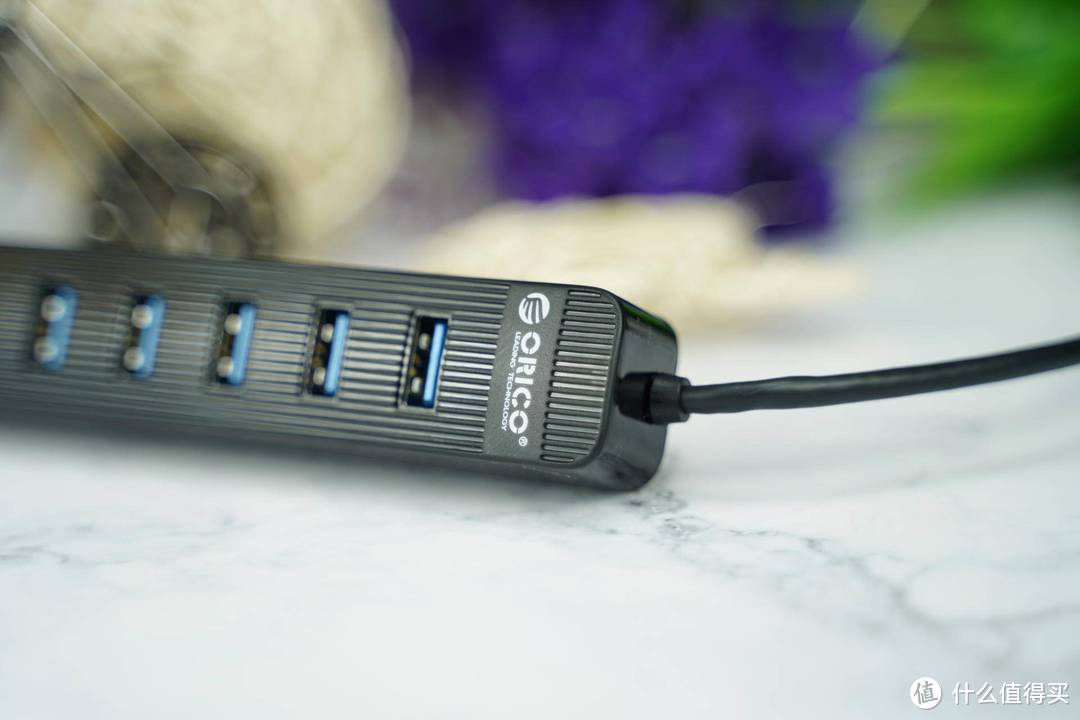 ORICO奥睿科USB四孔七孔集线器，小巧，携带方便！