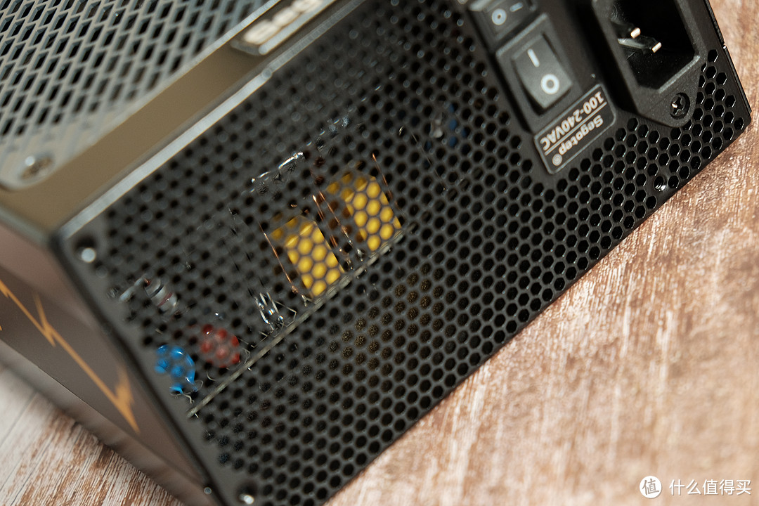 抢不到RTX3080又想装机?风冷快乐盒XL兼容性先行体验报告