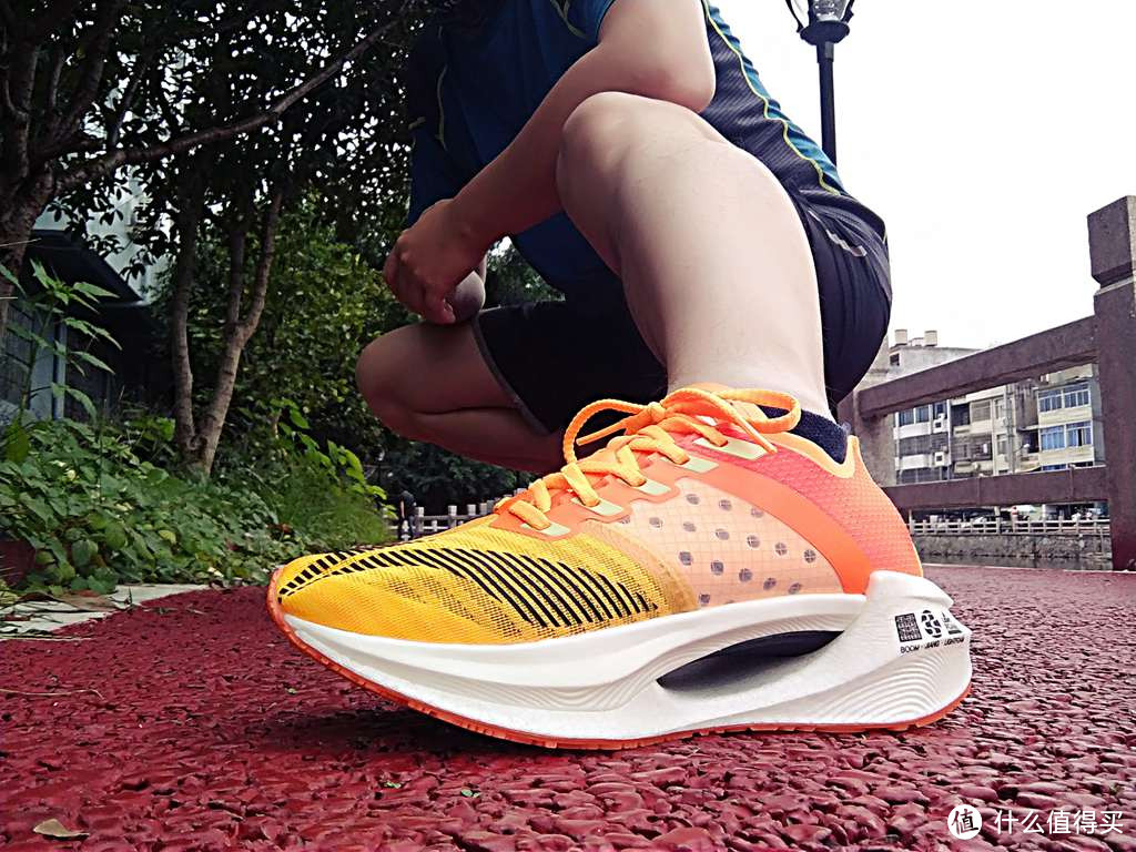 科技中国风--李宁绝影弹速Essential跑鞋体验
