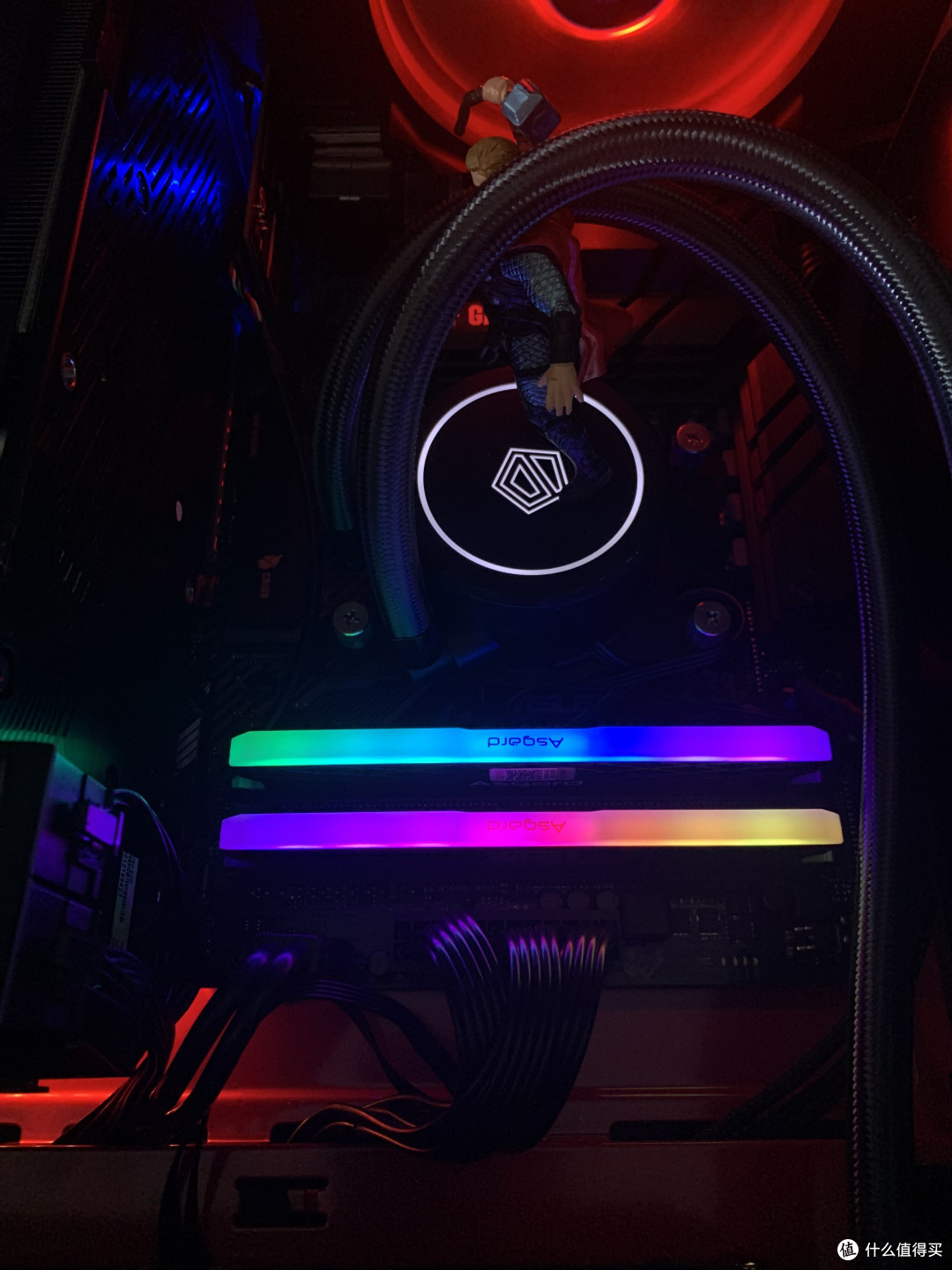 绝对的惊喜,阿斯加特W2真香灯条 DDR4 3200 轻松3800C16