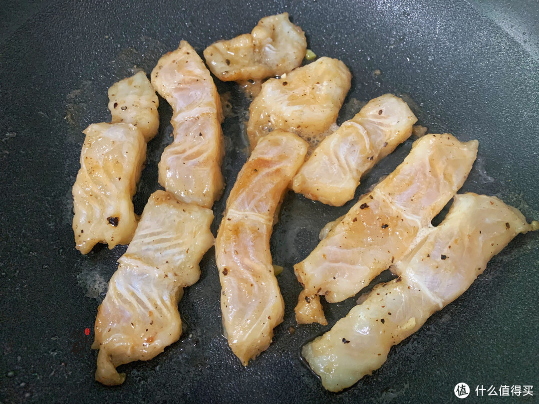 秋天，吃牛羊肉不如吃它，简单一煎，鲜嫩入味，好吃又营养