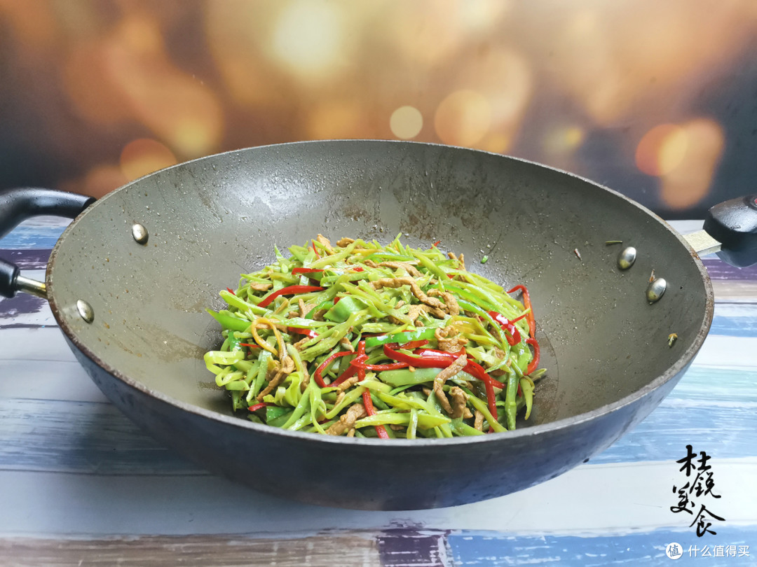 真正的碱性食材,是10月第一鲜,深秋才脆嫩,炒肉丝特鲜香