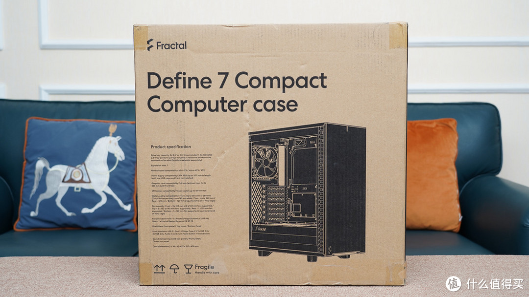 古典和静音的艺术，分形工艺Define 7 Compact TG极光白机箱开箱分享