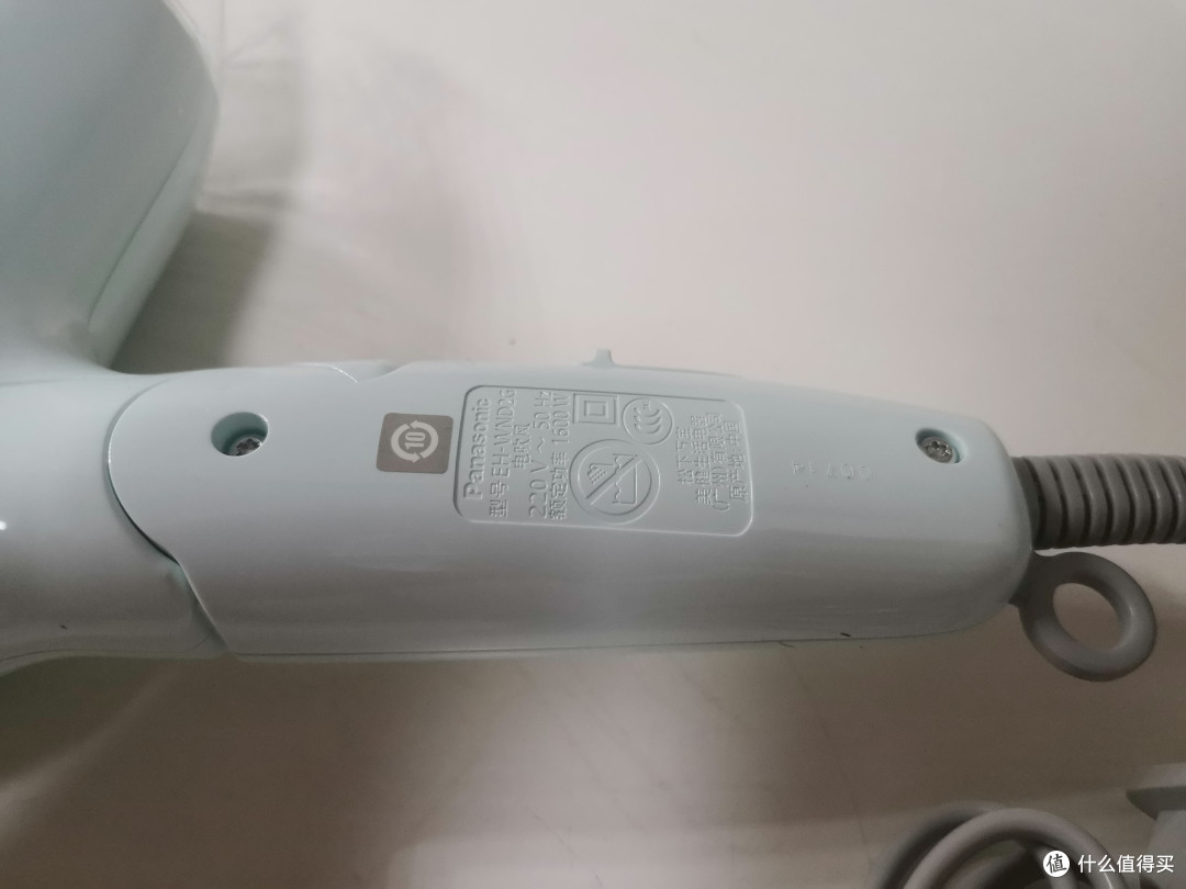 100元的吹风机值得买吗？我选了两台松下试用给你看