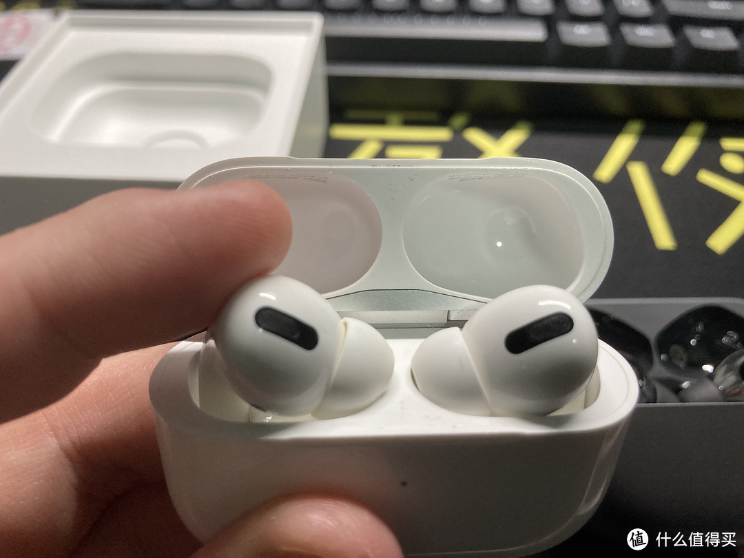 Airpods Pro耳机取下方式