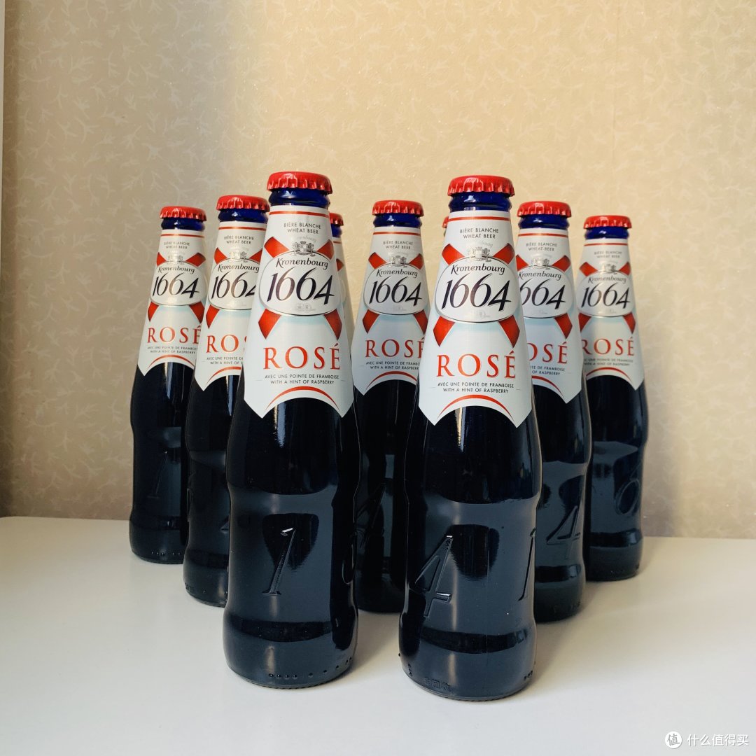 听说这是一款可以喝出初恋感觉的啤酒1664桃红啤酒