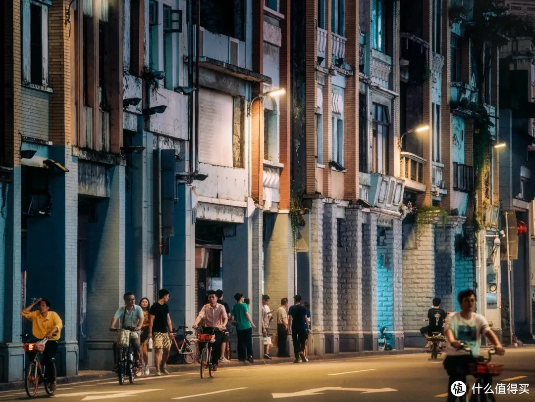 90后摄影师用6年时间拍下魅力广州，惊艳万千粉丝，热爱一座城，那它就是家！