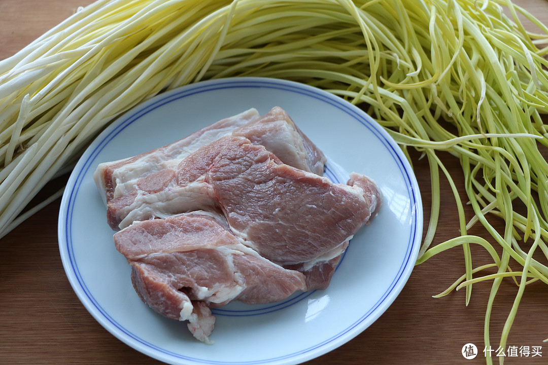 这个馅的饺子比韭菜好吃，比白菜营养，出锅抢着吃