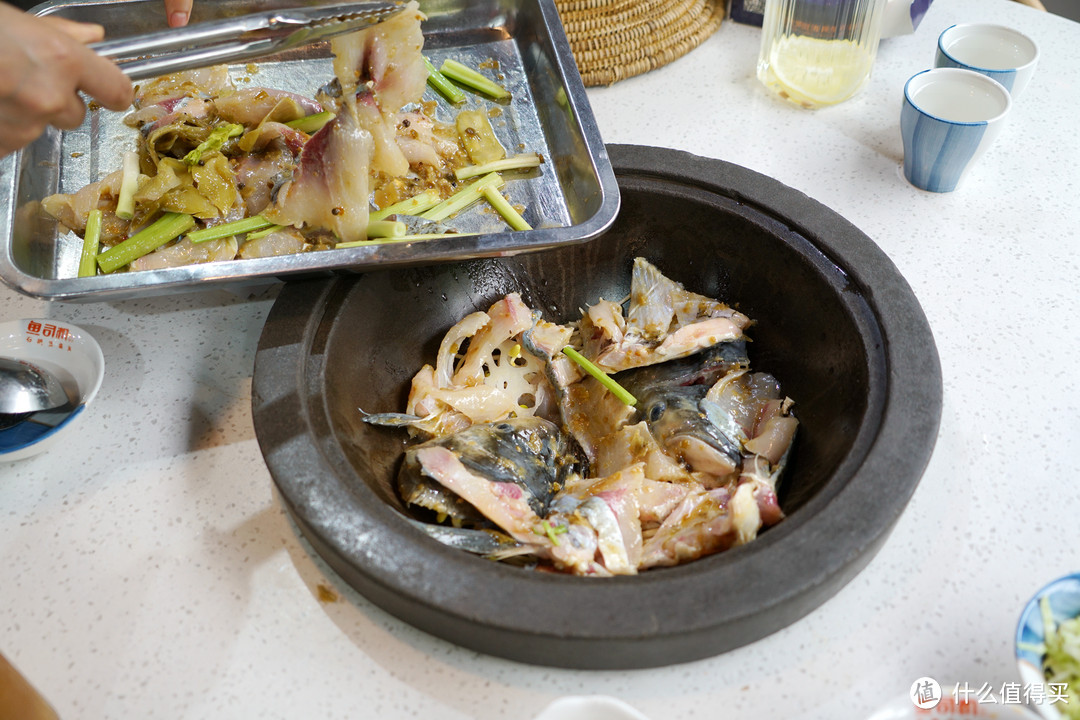 神车车主都光顾的店,一定好吃到不得了:跟我一起吃三溪口石锅豆腐鱼吧