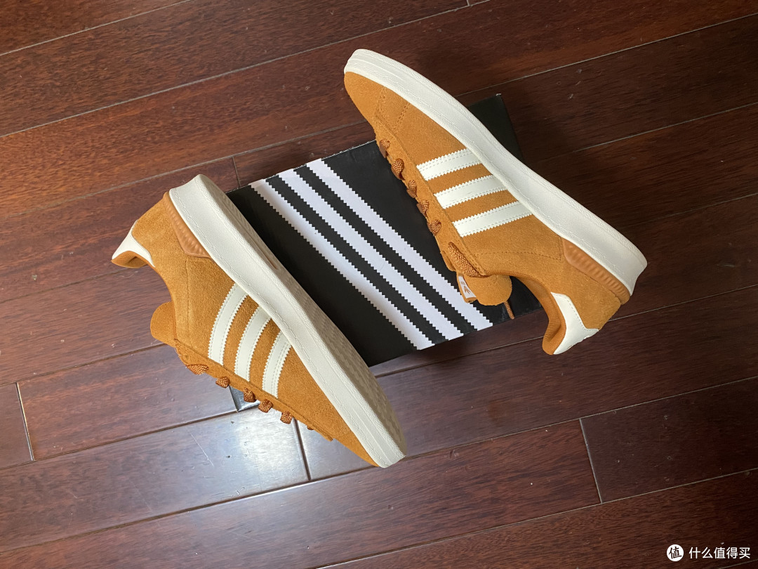 搭载Bounce中底的adidas三叶草campus adv板鞋