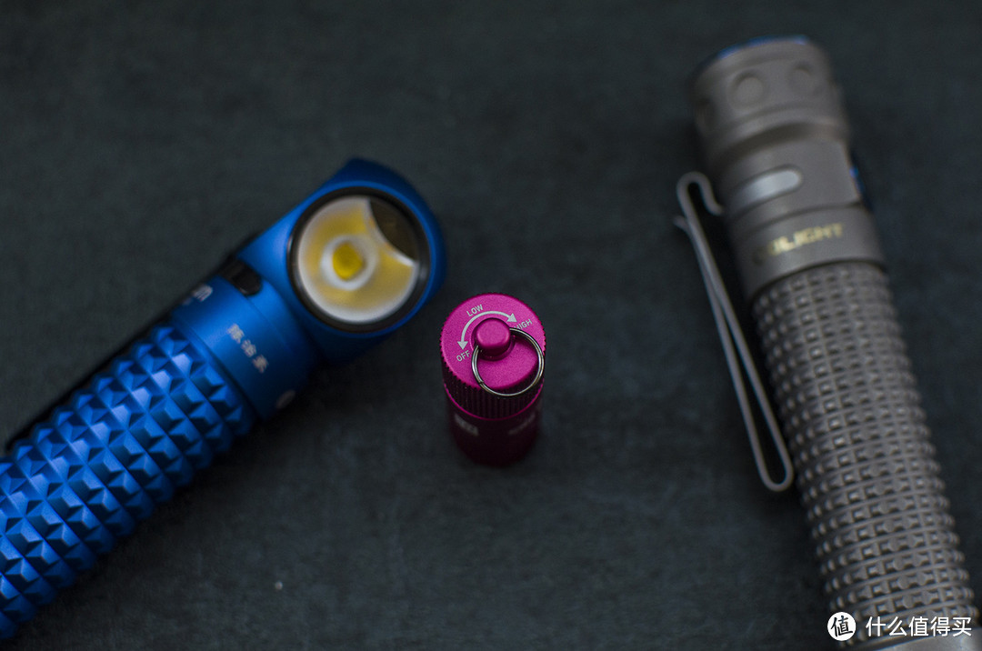 点亮粉红色的关爱：Olight 傲雷 i1R2钥匙链手电