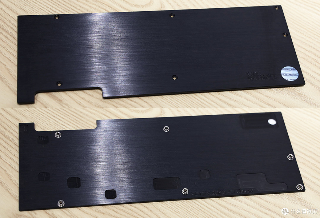 EK-FC RTX 2080 +Ti Backplate Classic 外观