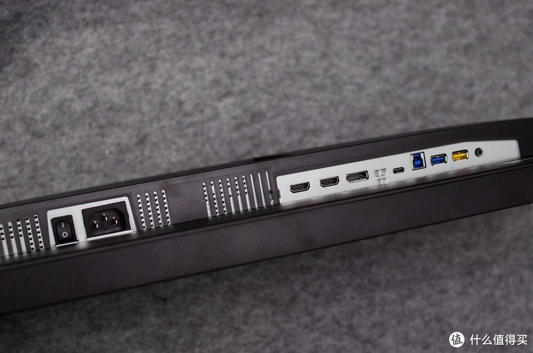 生产力工具与娱乐属性兼备,还带Type-C接口的AOC U34P2C显示器