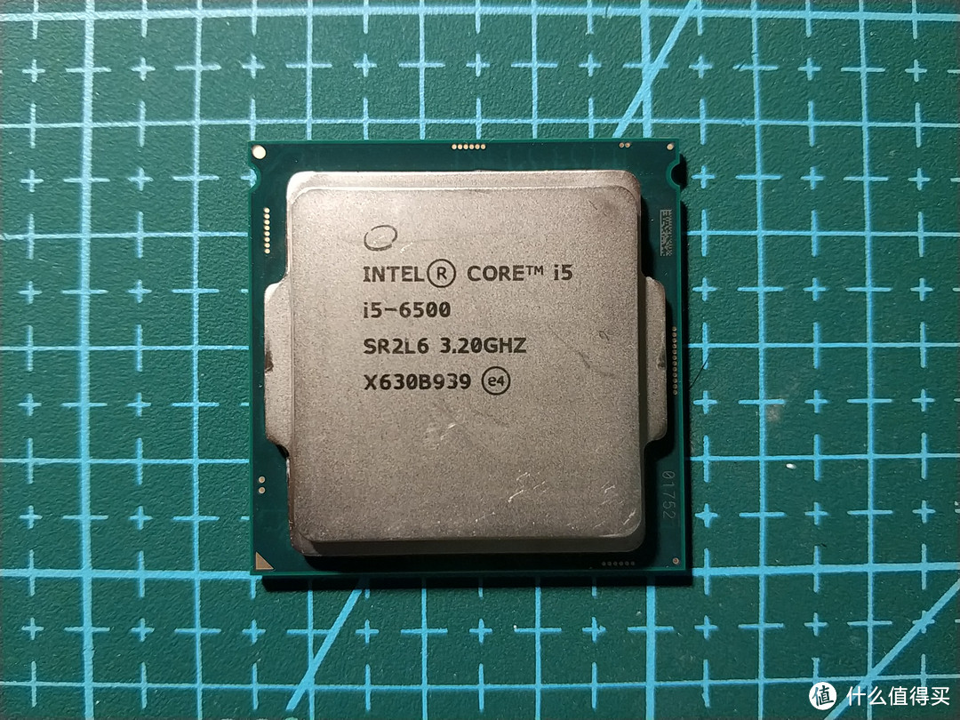 这是一颗血统高贵的Intel i5-6500，本星球CPU销量最强的公司荣誉出品