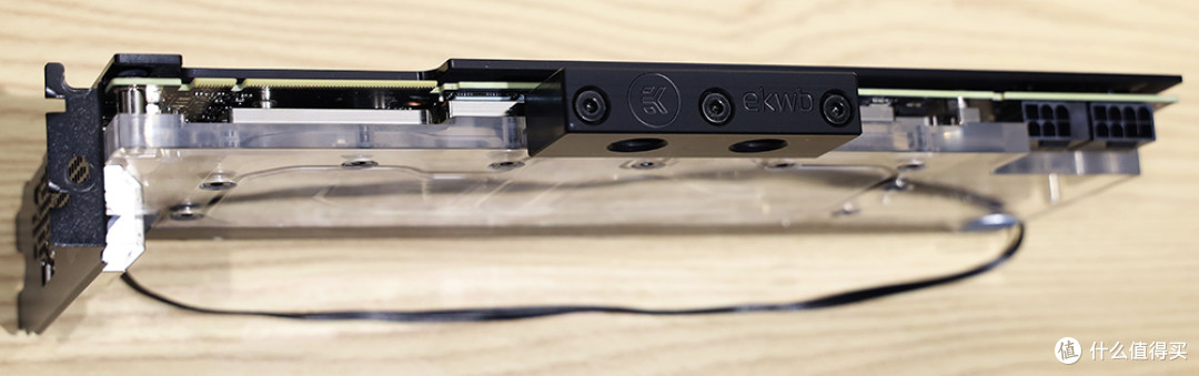 NVIDIA RTX 2080 Super 冷头超薄设计
