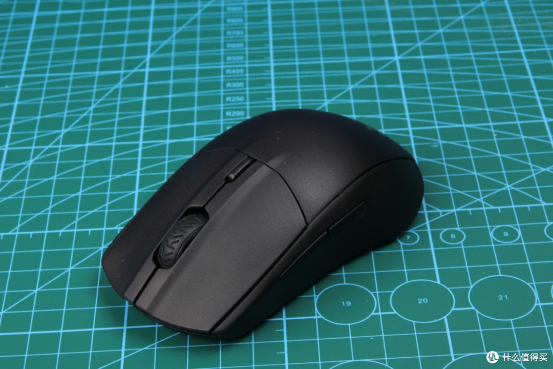 真·王境泽定律 赛睿Rival 3 wireless无线游戏鼠标拆解
