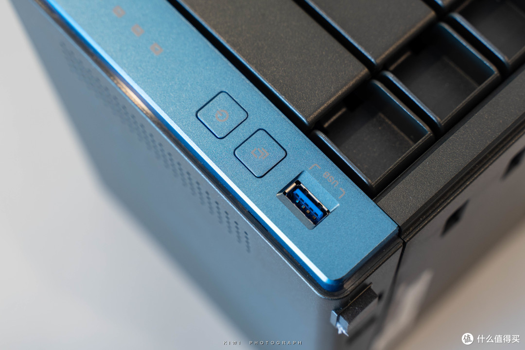黑群老司机转正威联通---升级QNAP TS-451D体验