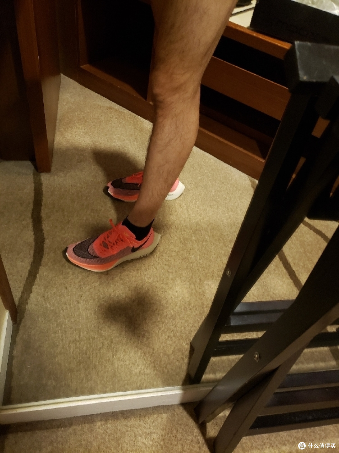 出差期间买双禁赛鞋vaporfly zoomx %,周末约跑装备不能输