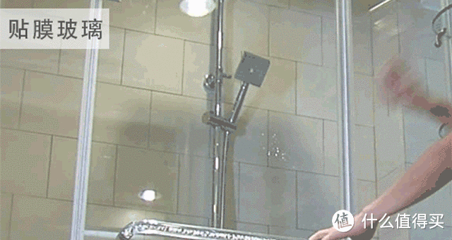 防爆膜篇：淋浴房会自爆！钢化玻璃一定要贴膜！